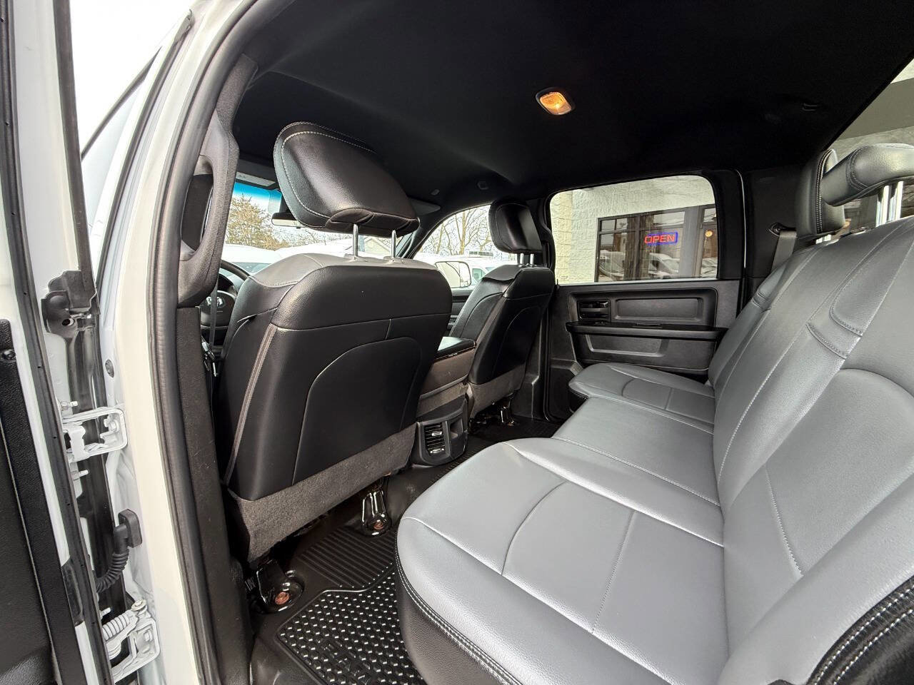 Used 2022 RAM 3500 Tradesman image 7