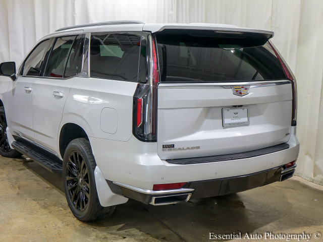 Certified 2022 Cadillac Escalade Premium Luxury w/ LPO, Illumination Package AWD/4WD image 9