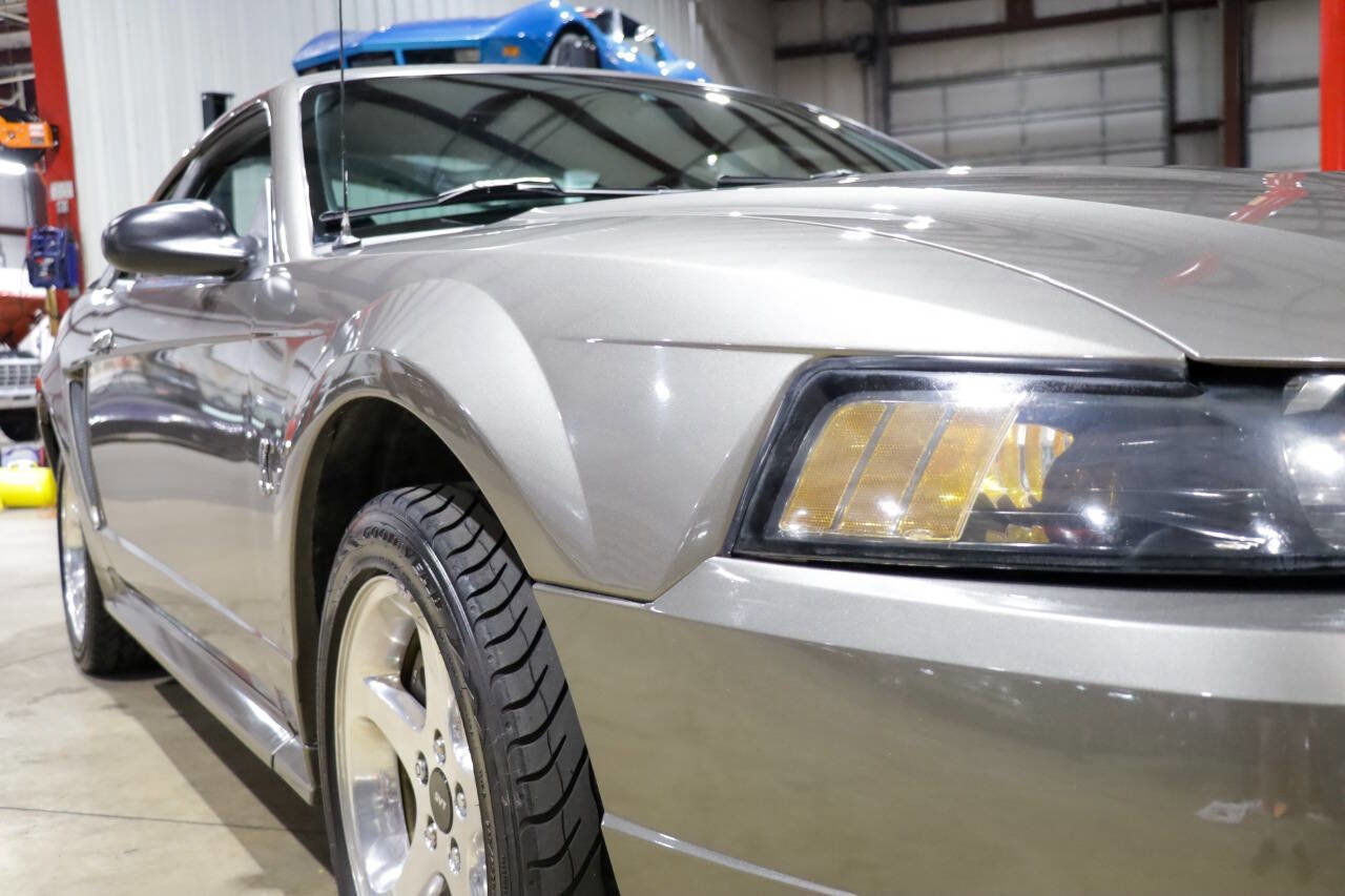 Used 2001 Ford Mustang Cobra image 28