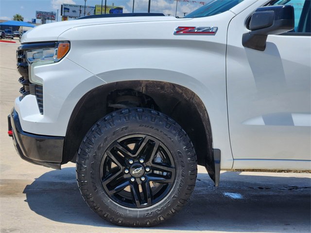 Used 2022 Chevrolet Silverado 1500 LT Trail Boss image 9