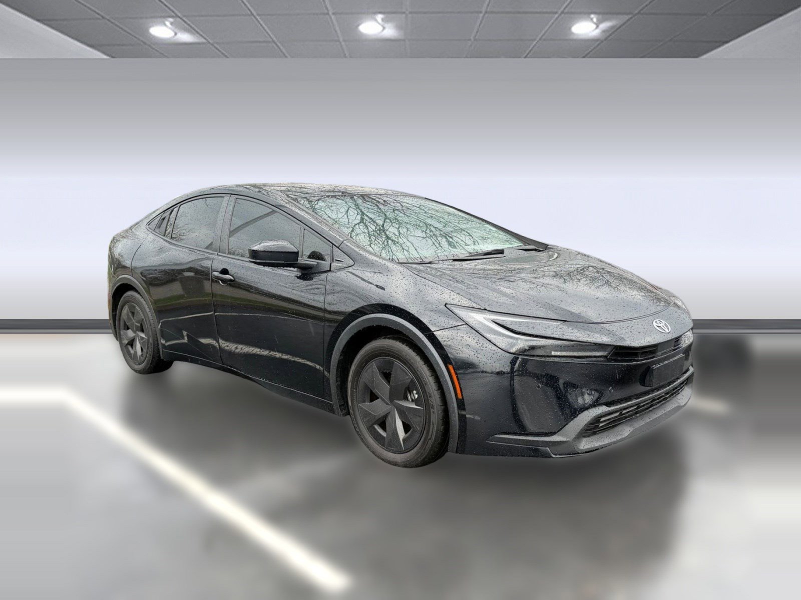 Used 2023 Toyota Prius LE image 4