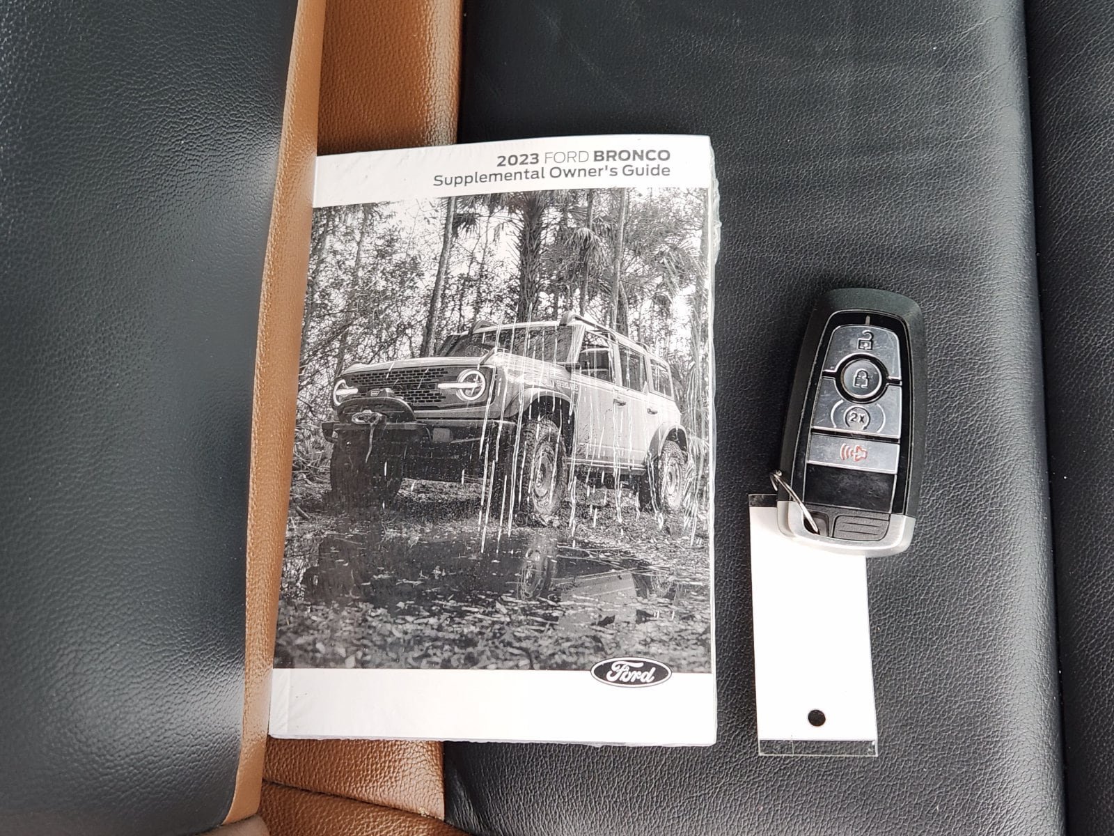 Used 2023 Ford Bronco Outer Banks w/ Sasquatch Package AWD/4WD image 41