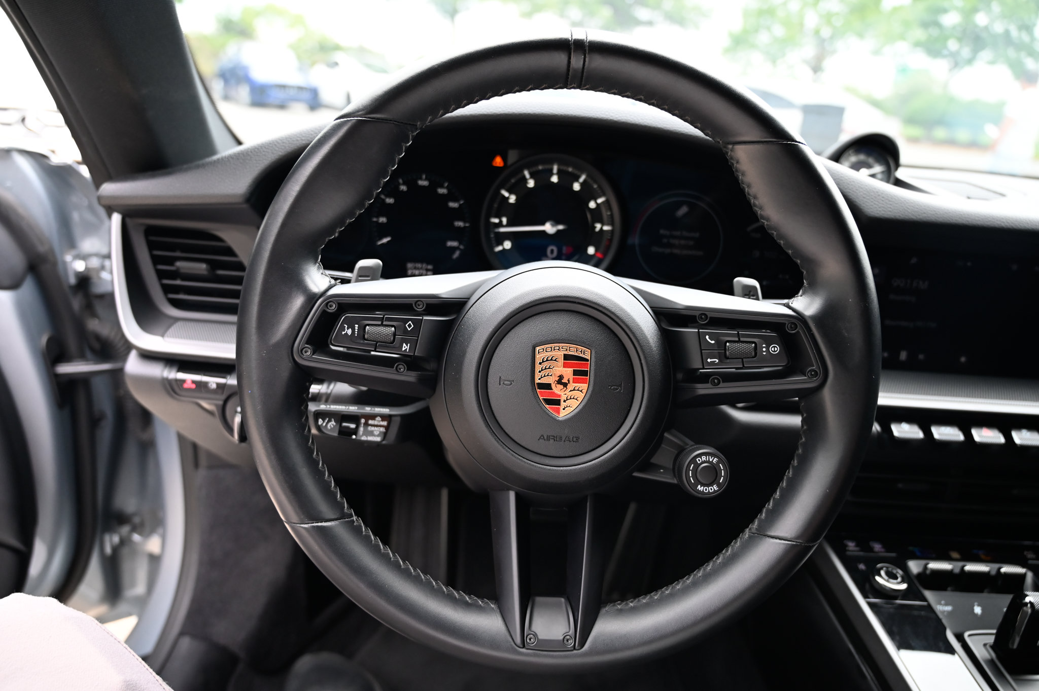 Used 2020 Porsche 911 Carrera 4S AWD/4WD image 25