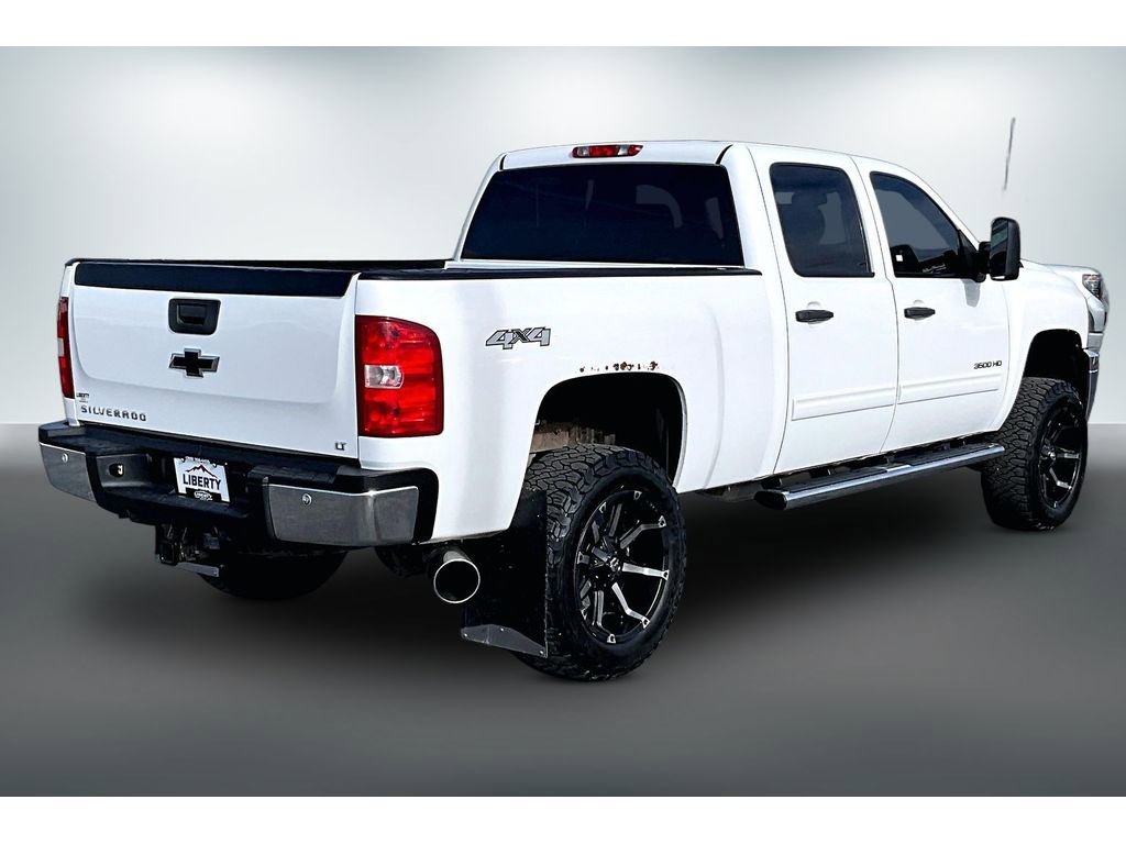 Used 2011 Chevrolet Silverado 3500 LT w/ Interior Plus Package image 6