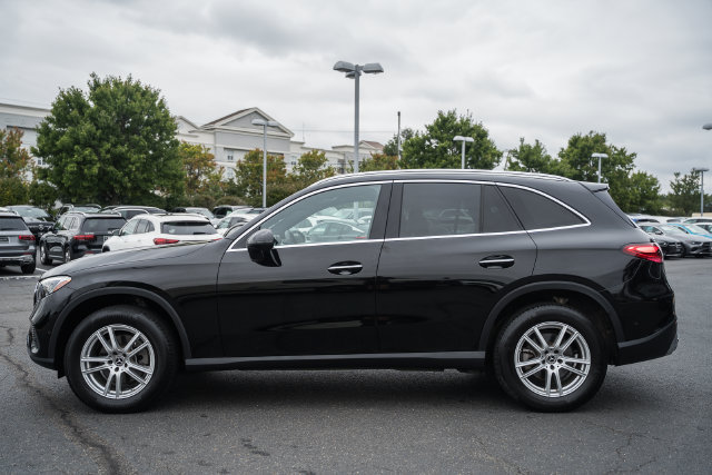 Used 2023 Mercedes-Benz GLC 300 4MATIC image 4