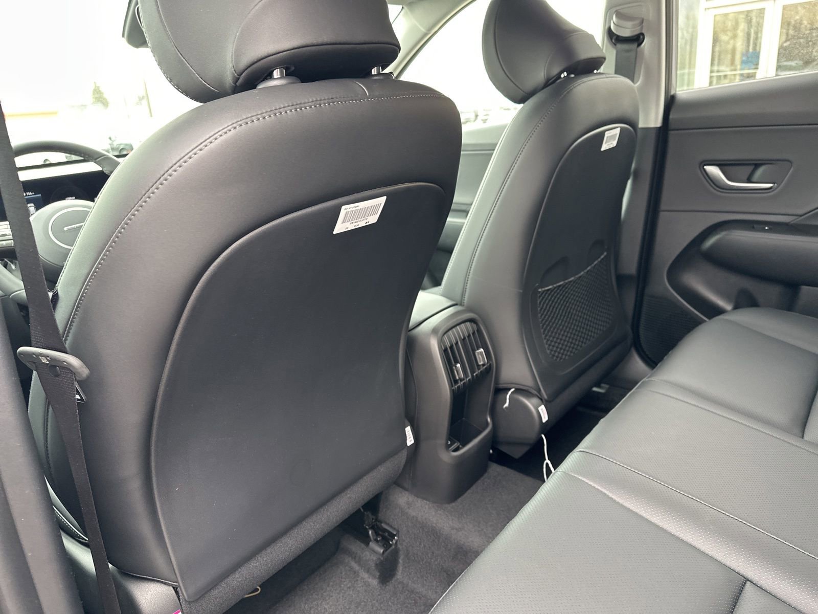 New 2026 Hyundai Kona SEL Premium image 17