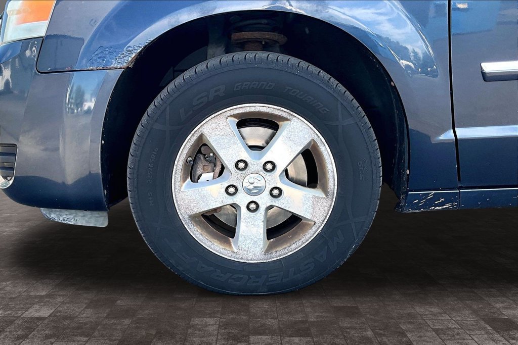 Used 2009 Dodge Grand Caravan SXT FWD image 35