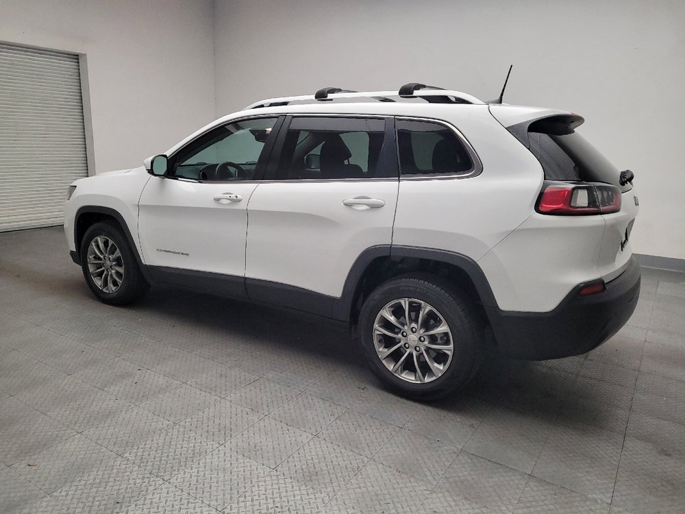 Used 2019 Jeep Cherokee Latitude Plus w/ Comfort/Convenience Group image 3