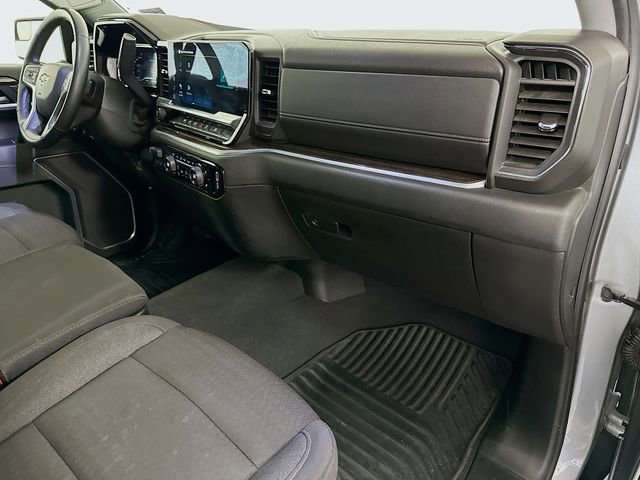 Used 2025 Chevrolet Silverado 1500 LT image 28
