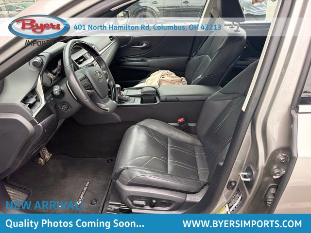 Used 2021 Lexus ES 300h w/ Accessory Package
