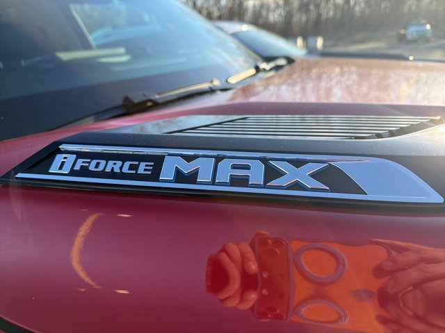 Used 2024 Toyota Tundra Limited w/ Nightshade Package image 5