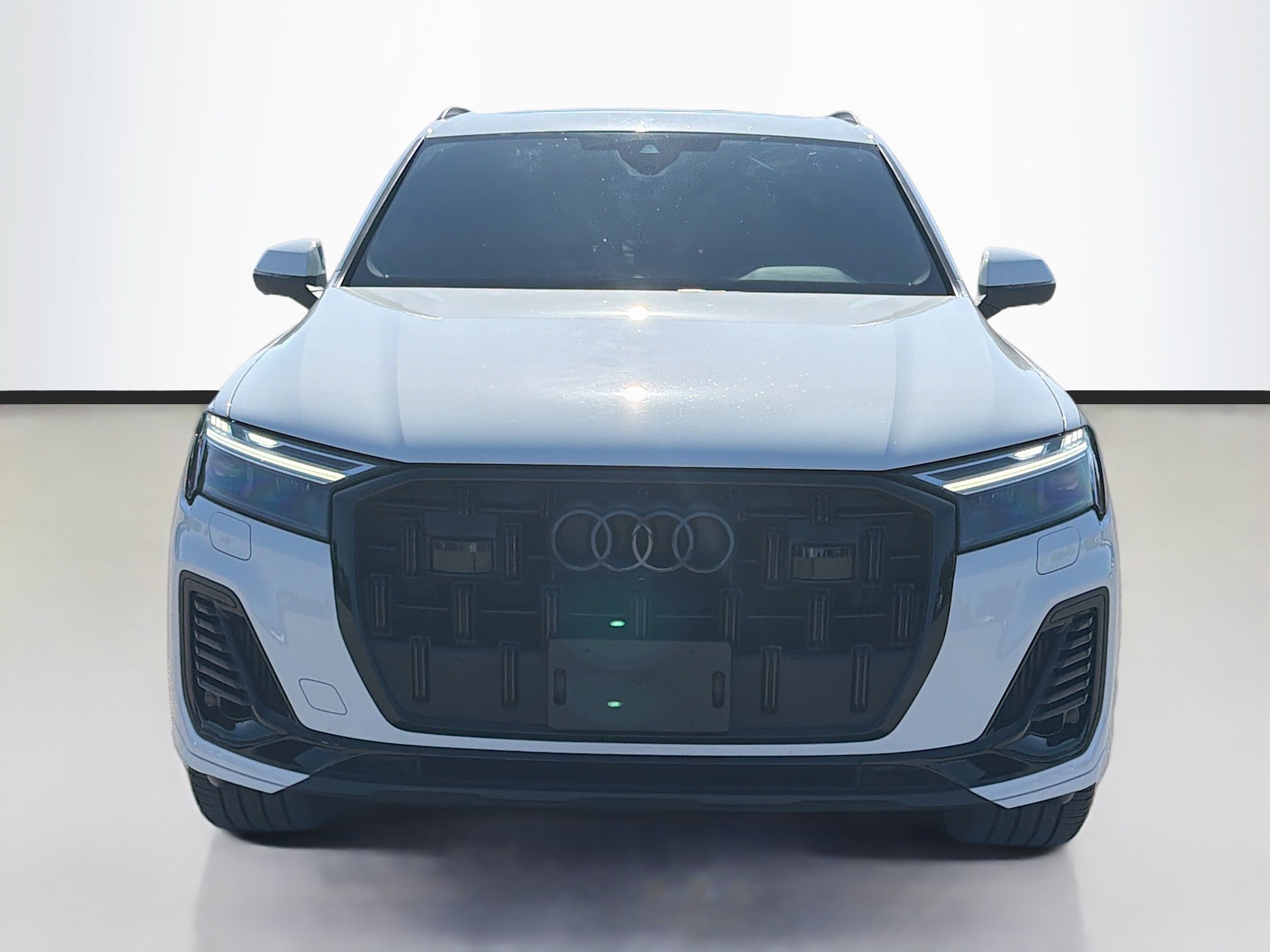 Used 2025 Audi Q7 3.0T Premium Plus AWD/4WD image 8