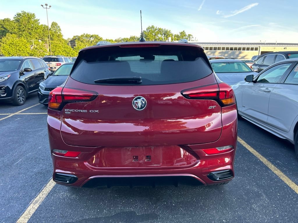 Used 2023 Buick Encore GX Select w/ Sport Touring Package AWD/4WD image 7