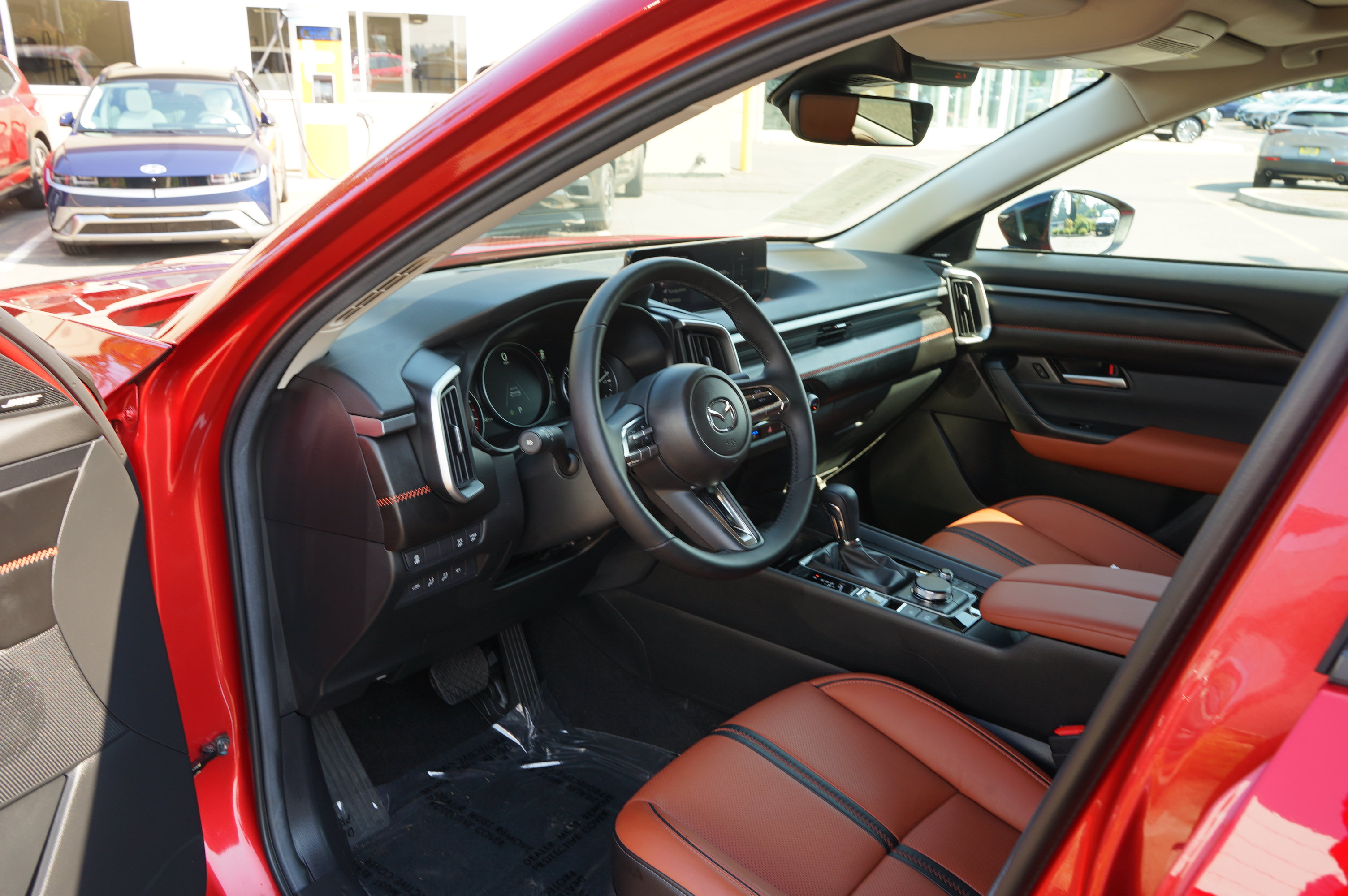 Certified 2025 MAZDA CX-50 AWD 2.5 Turbo w/ Accent Package image 16