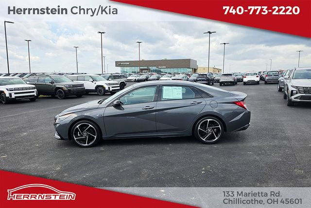 Used 2023 Hyundai Elantra N Line w/ Preferred Accessory Package FWD image 3