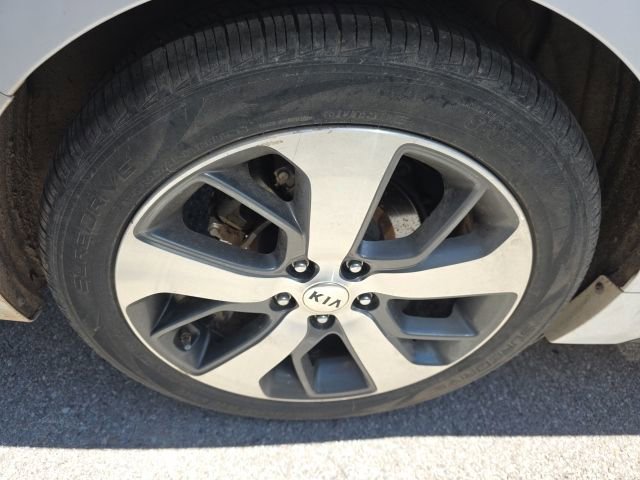 Used 2019 Kia Optima S FWD image 14