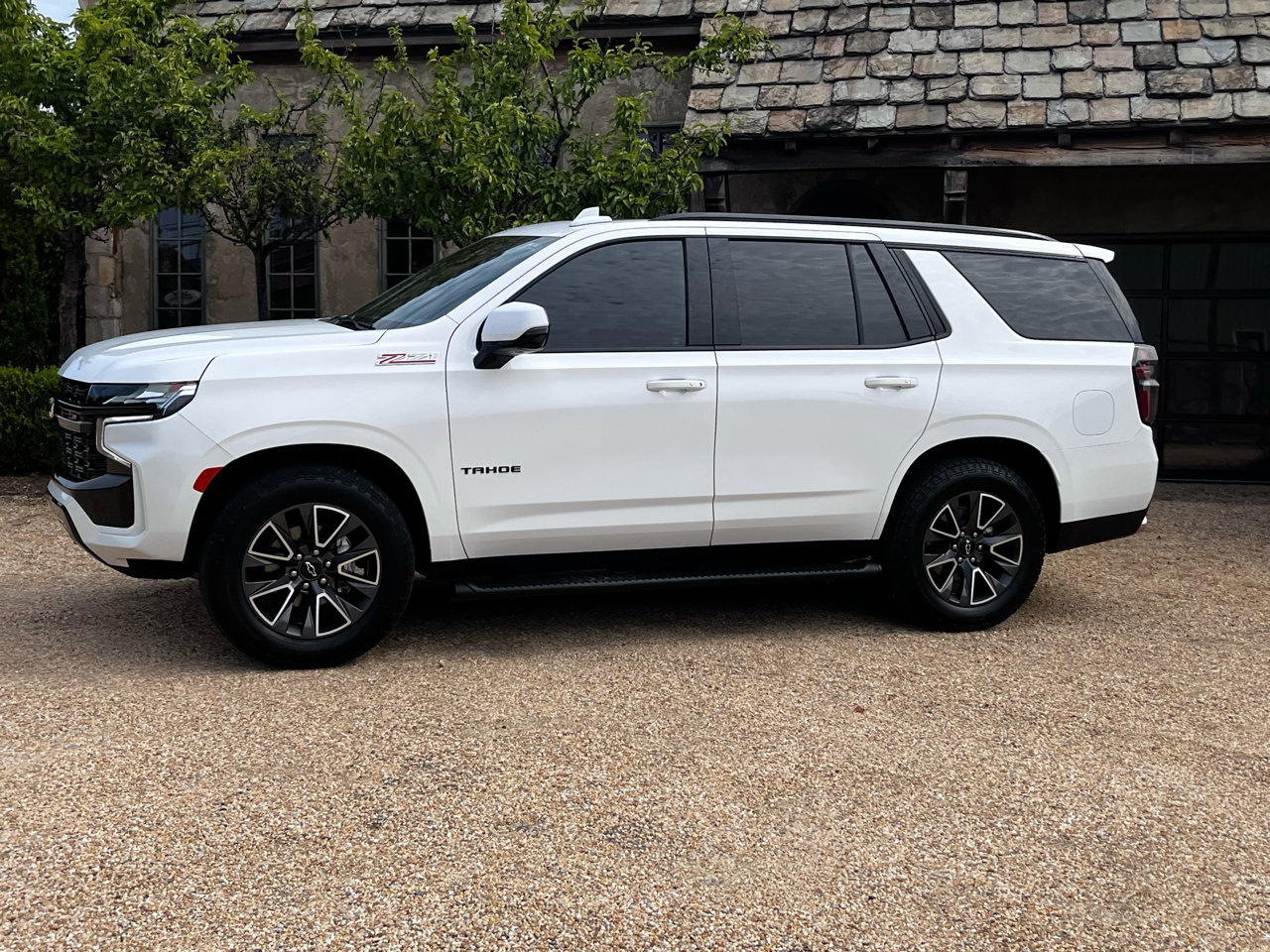 Used 2023 Chevrolet Tahoe Z71 w/ Z71 Off-Road Package image 3
