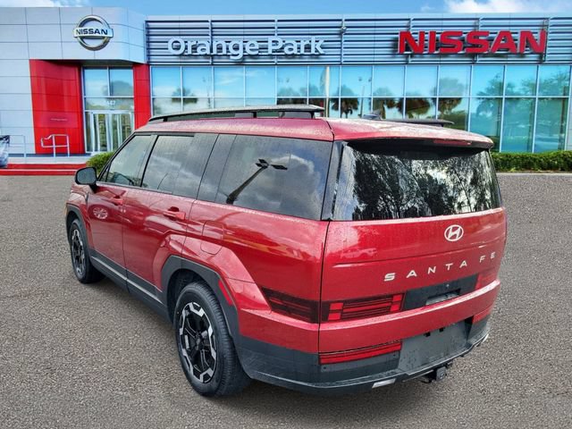 Used 2024 Hyundai Santa Fe SEL FWD image 3
