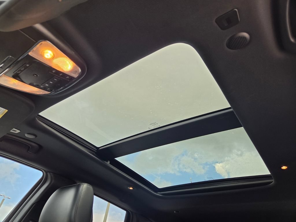 Used 2021 Jeep Grand Cherokee Limited X RWD image 22
