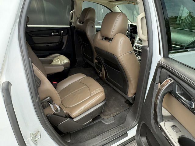 Used 2016 GMC Acadia SLT w/ Open Road Package AWD/4WD image 16