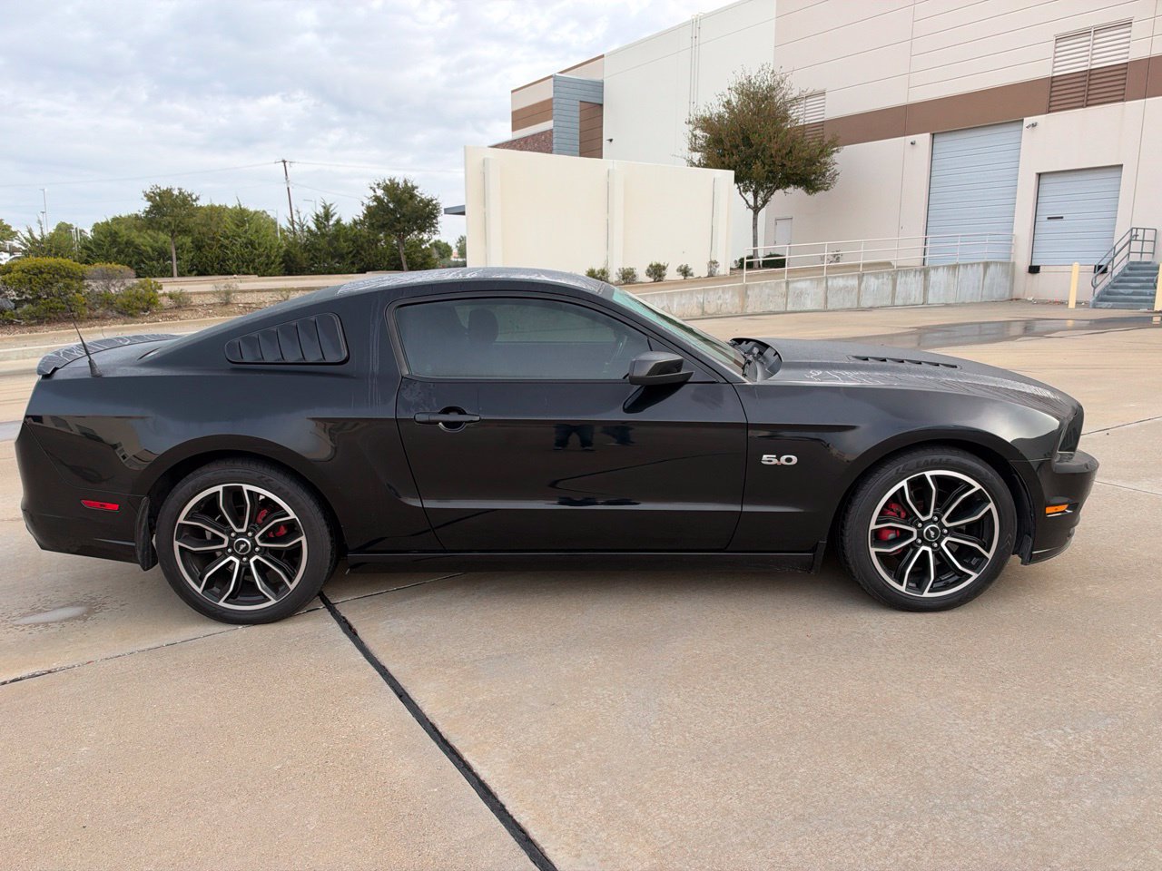 Used 2014 Ford Mustang GT w/ Equipment Group 301A RWD image 4