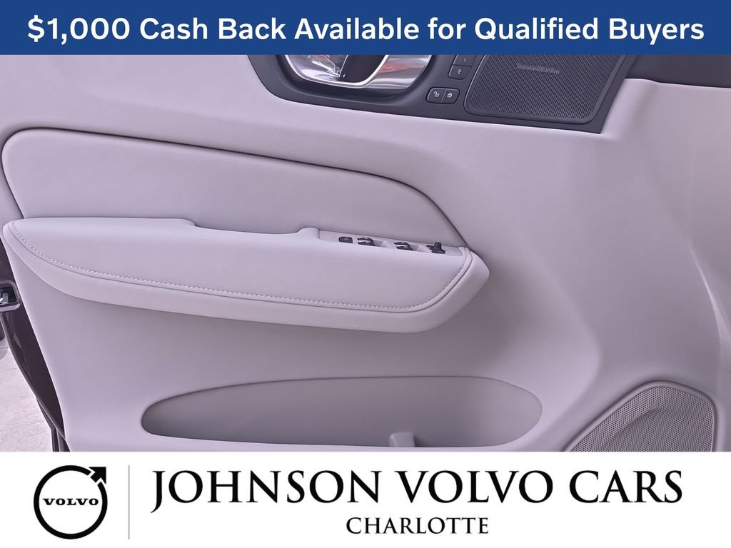 New 2026 Volvo XC60 B5 Ultra w/ Climate Package image 27
