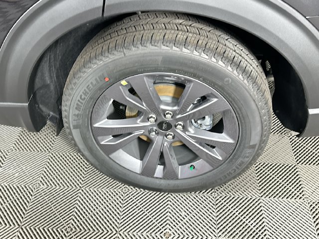 New 2026 Ford Explorer Active w/ Active Comfort Package AWD/4WD image 36