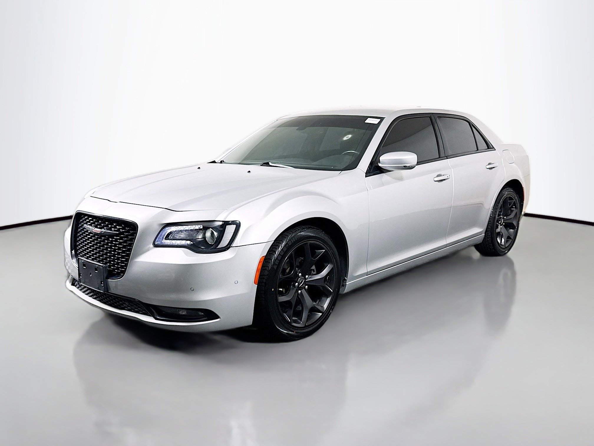 Used 2021 Chrysler 300 S image 4