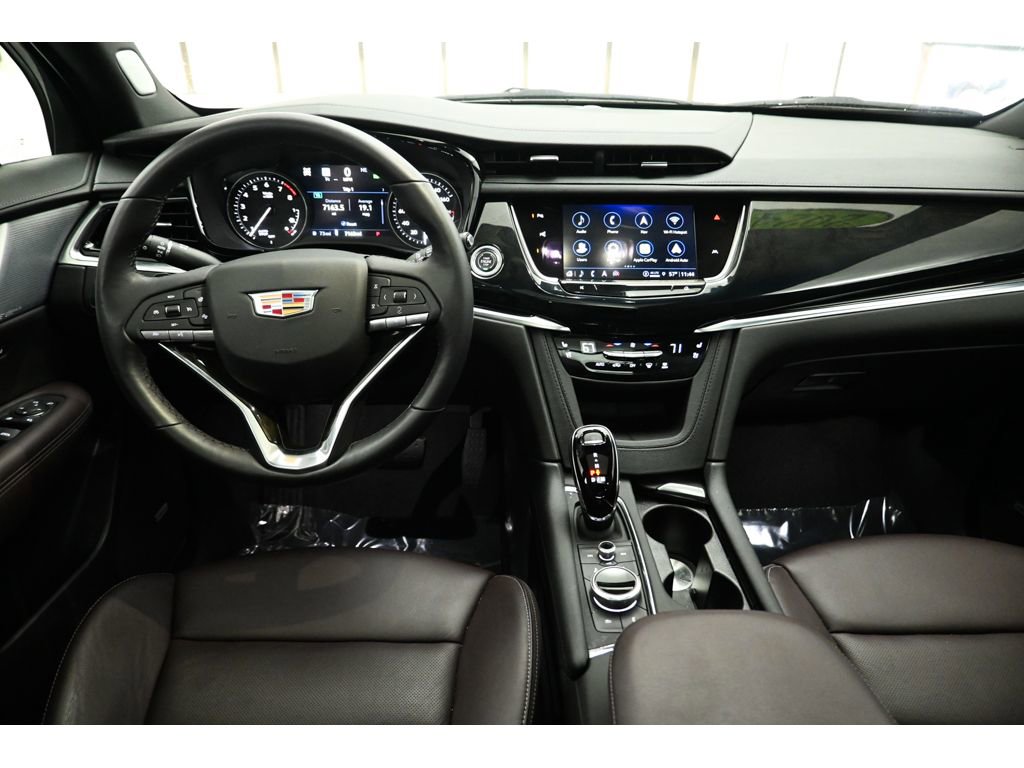 Used 2024 Cadillac XT6 Premium Luxury w/ Technology Package AWD/4WD image 34
