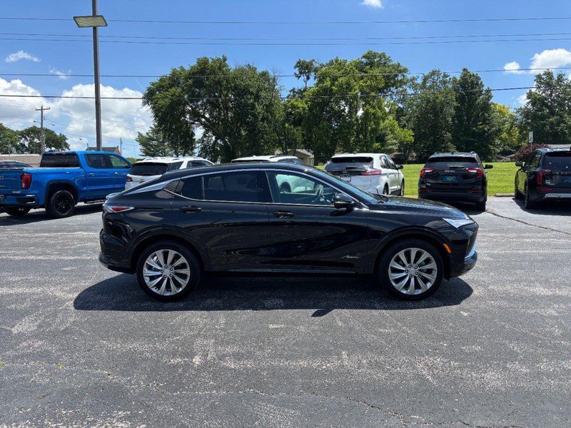 Certified 2025 Buick Envista Avenir FWD image 6