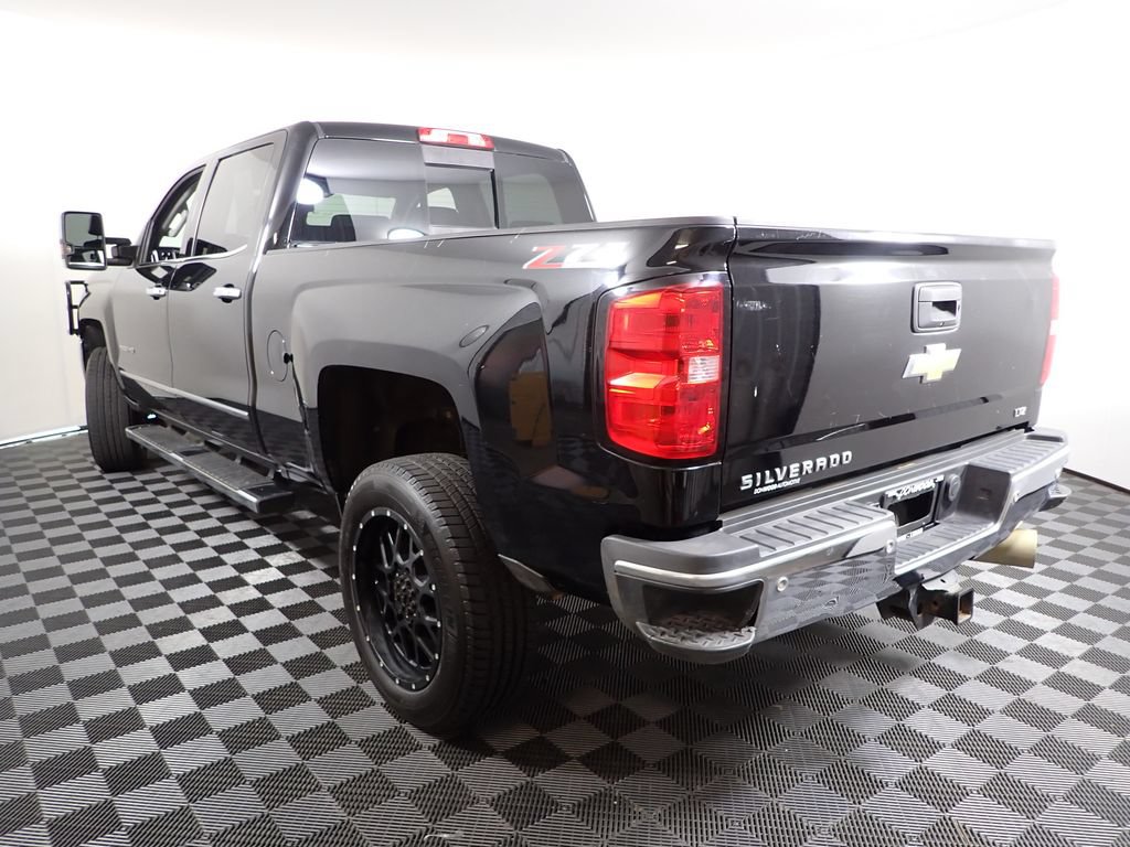 Used 2019 Chevrolet Silverado 2500 LTZ w/ Duramax Plus Package AWD/4WD image 13