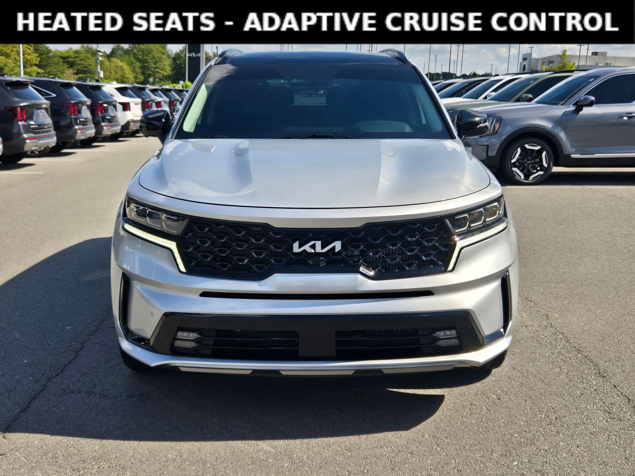 Used 2022 Kia Sorento SX image 2
