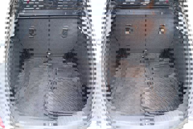 Used 2013 Volkswagen Beetle 2.5 image 21