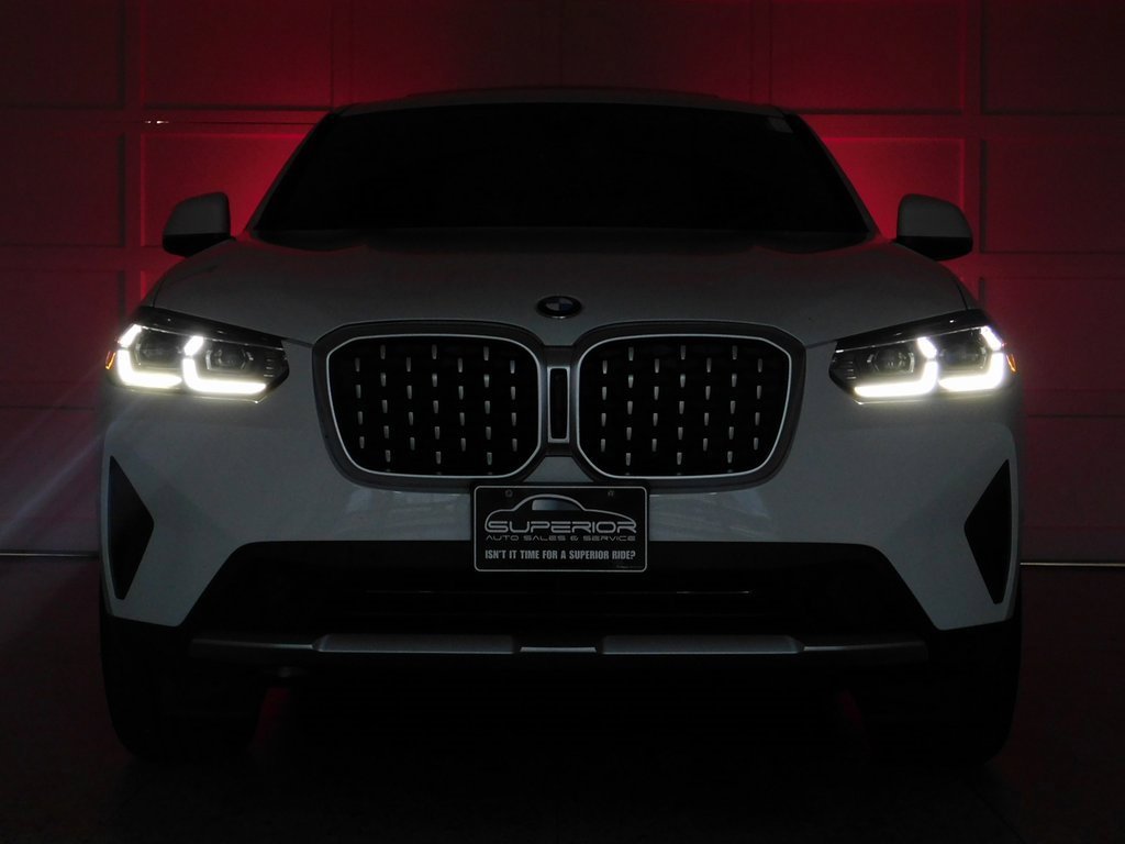Used 2023 BMW X4 xDrive30i image 14
