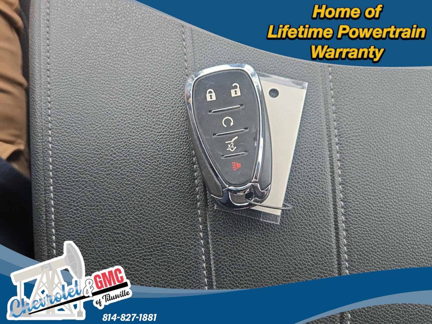 Used 2023 Chevrolet Traverse LT image 24