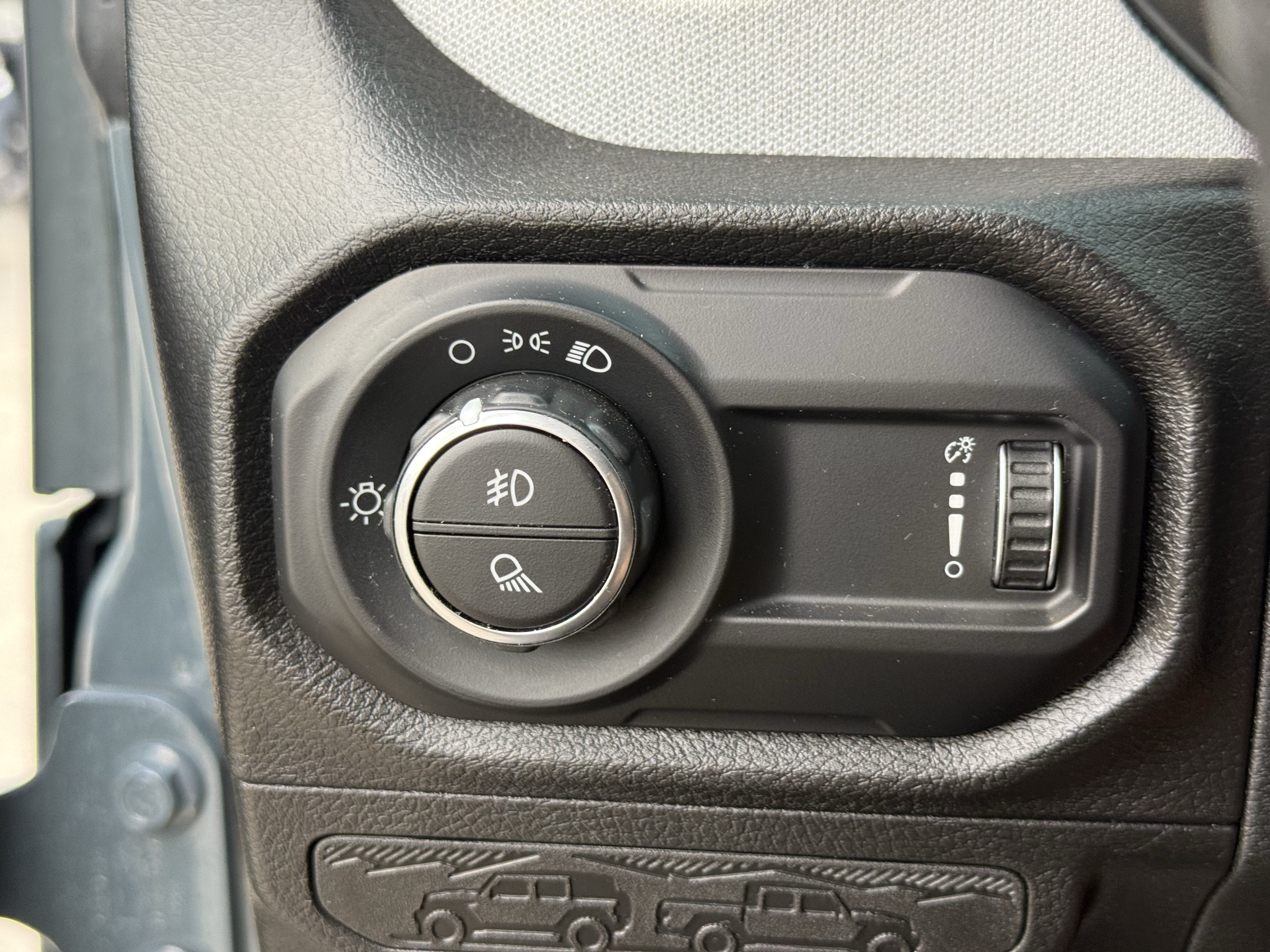 Used 2024 Jeep Gladiator Sport AWD/4WD image 26