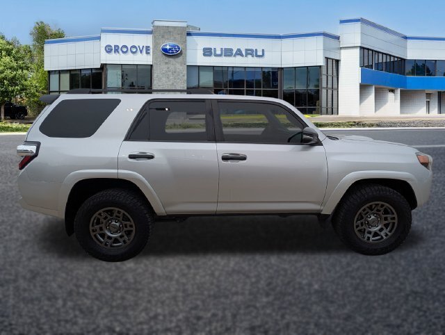 Used 2020 Toyota 4Runner Venture w/ Moonroof Package AWD/4WD image 7