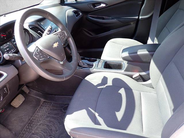 Used 2017 Chevrolet Cruze LT w/ Convenience Package FWD image 5