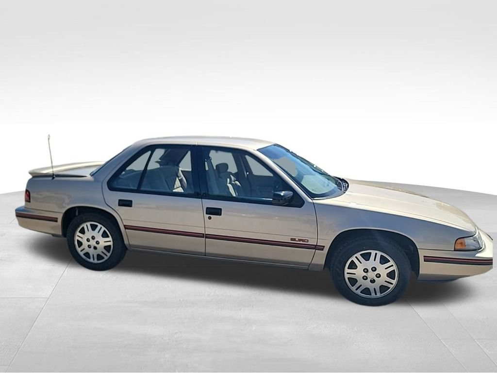Used 1994 Chevrolet Lumina Euro FWD image 17