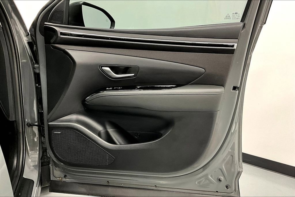 Used 2024 Hyundai Tucson Limited image 23