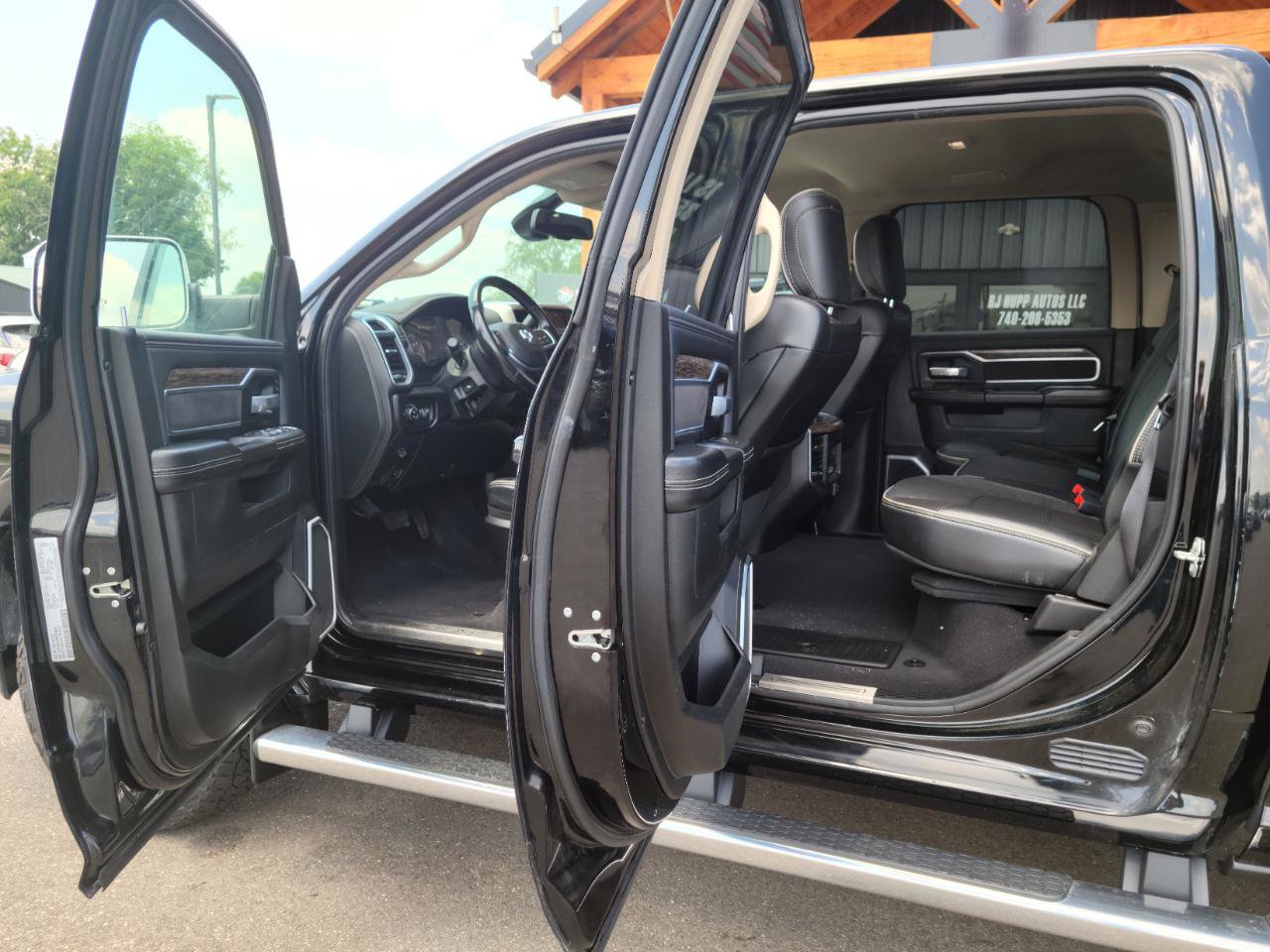 Used 2021 RAM 2500 Laramie AWD/4WD image 7