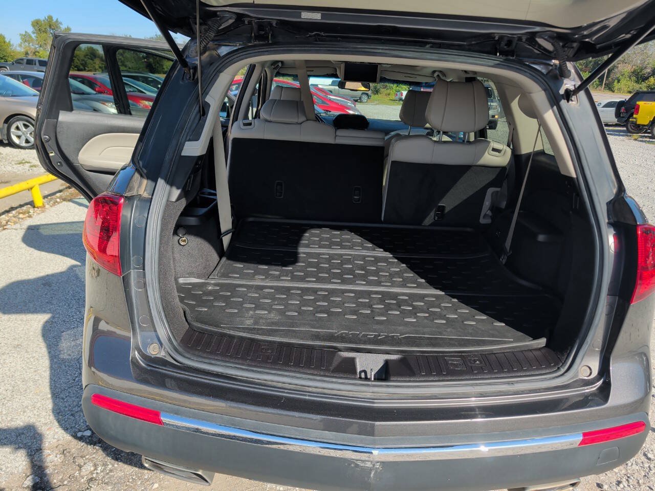Used 2011 Acura MDX w/ Advance & Entertainment Pkg AWD/4WD image 12