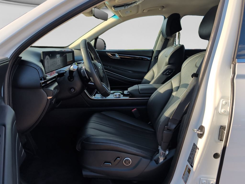 Used 2026 Genesis GV80 2.5T AWD/4WD image 16