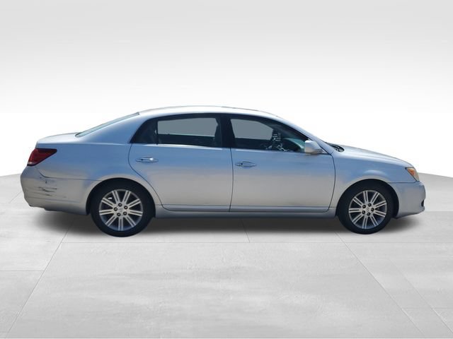Used 2008 Toyota Avalon Limited FWD image 3