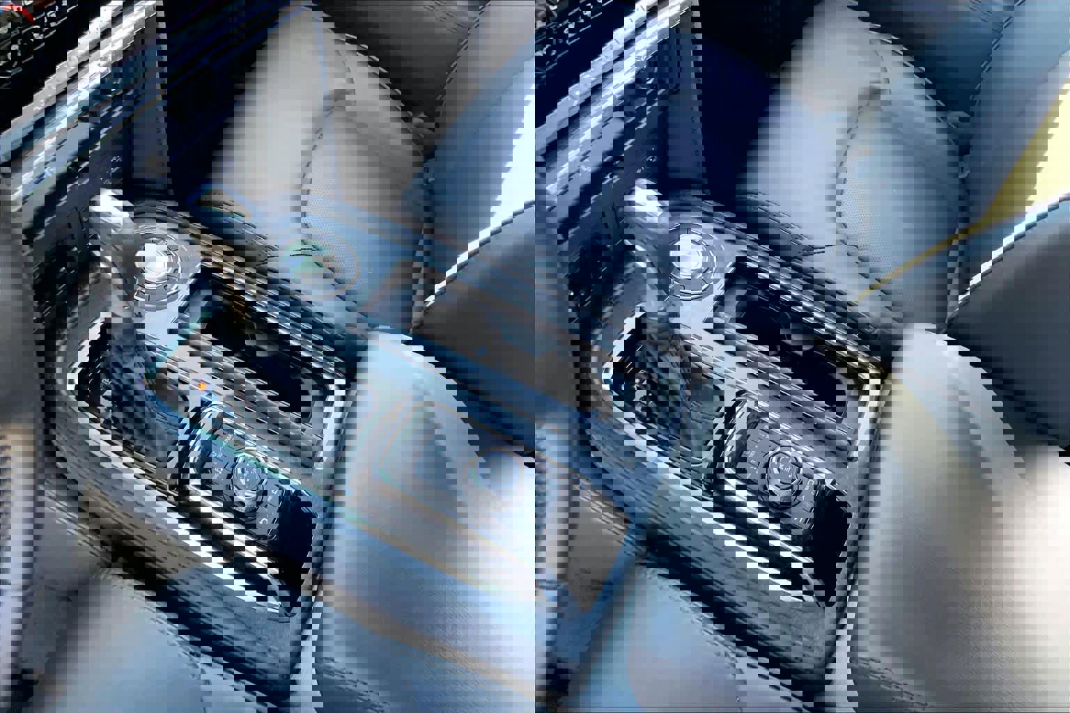 Used 2021 Nissan Armada SL w/ Midnight Edition Package image 16