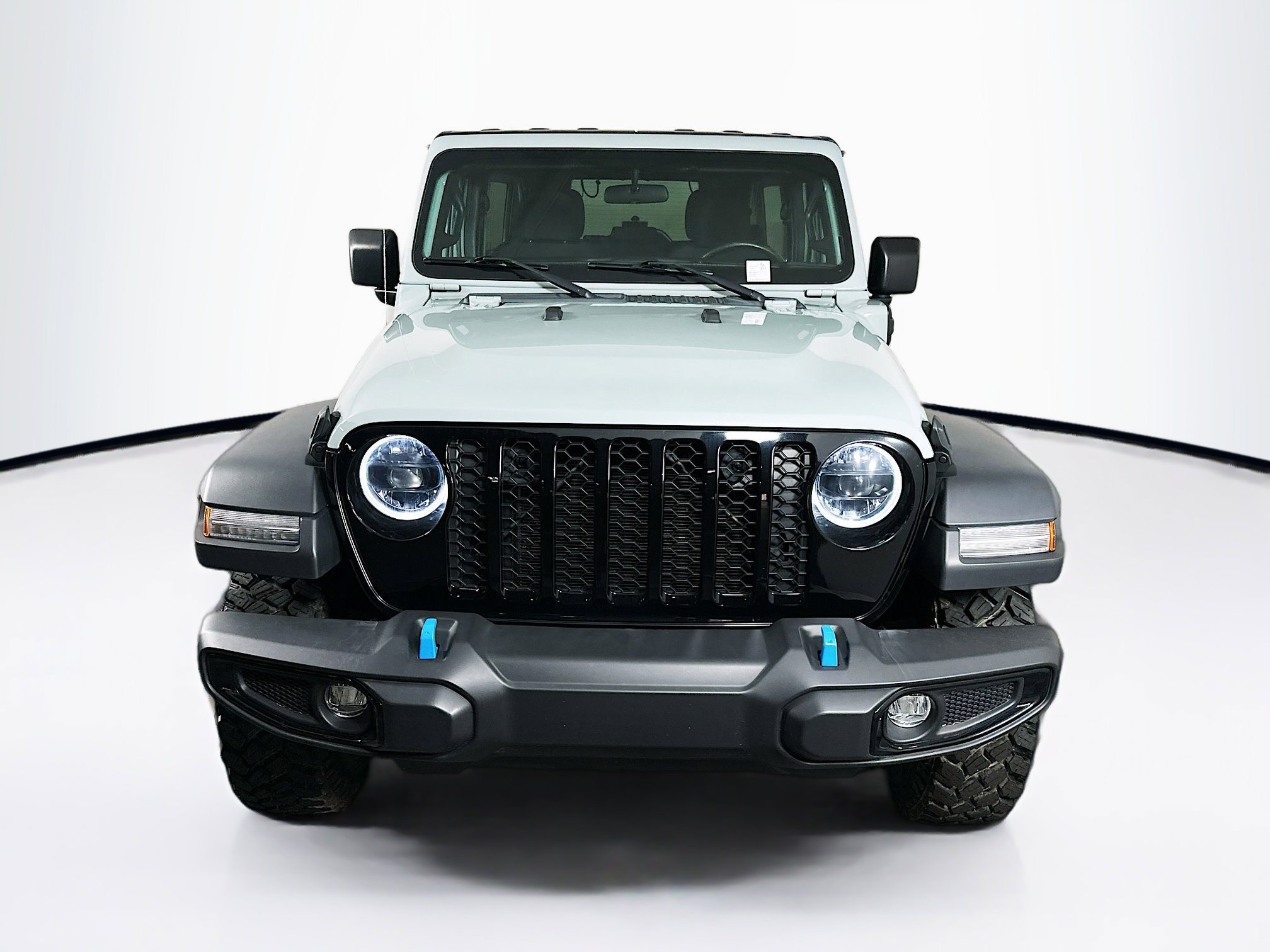 Used 2023 Jeep Wrangler Unlimited w/ Cold Weather Group AWD/4WD image 2