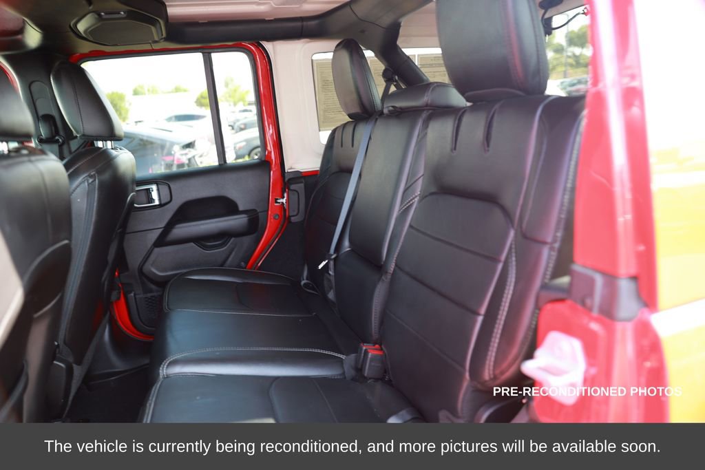 Used 2023 Jeep Wrangler Unlimited Sahara image 37