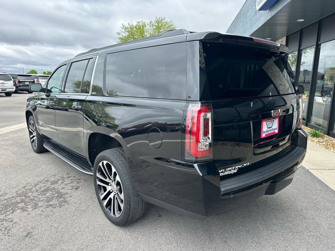 Used 2020 GMC Yukon XL SLT AWD/4WD image 5