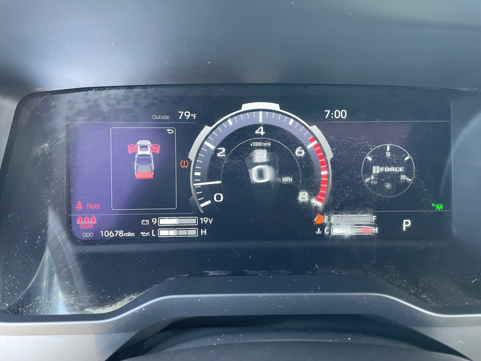 Certified 2025 Toyota Tundra Limited AWD/4WD image 10