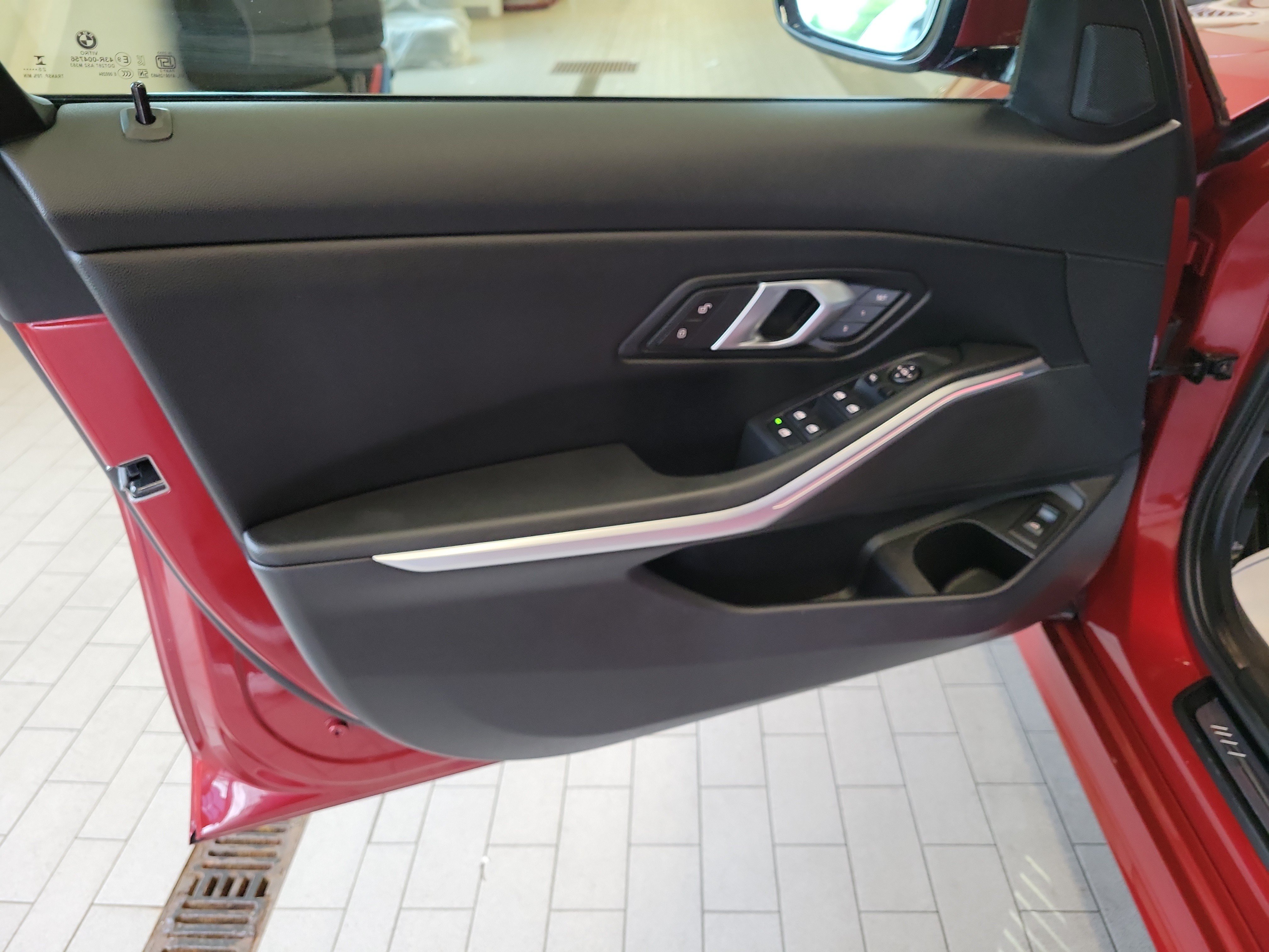 Used 2026 BMW 330i xDrive Sedan w/ M Sport Package AWD/4WD image 15